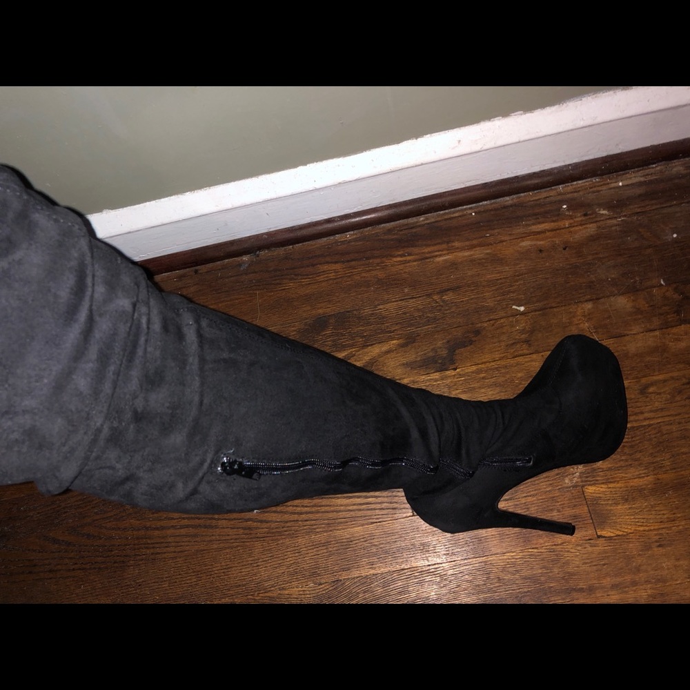 Black Suede Platform Heels Size 11.5